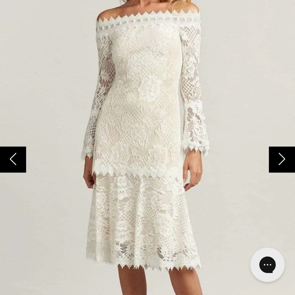 Tadashi Shoji - Corbin Bell Sleeve Dress size 0 brand new with tags